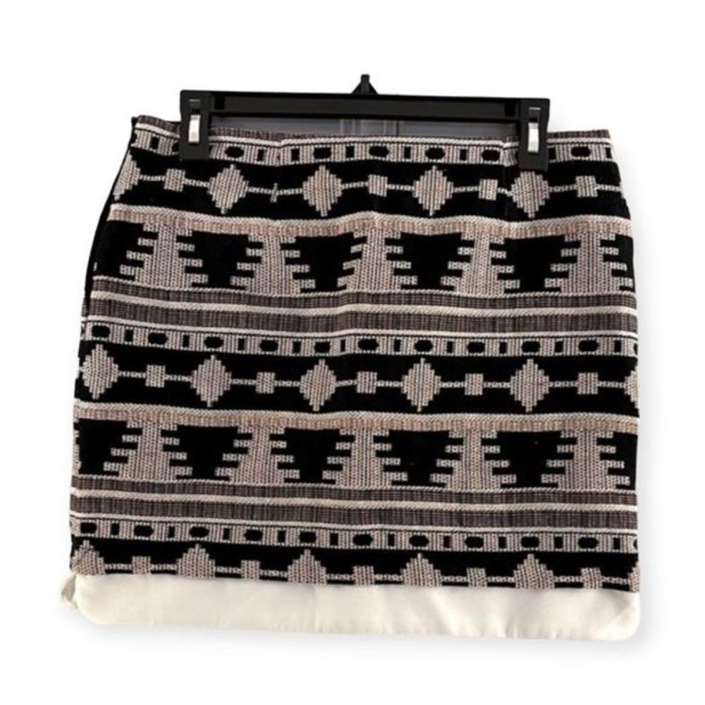 Moon Women’s‎ Tribal Skirt Size M